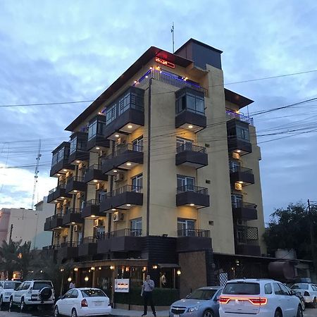 Castle Hotel Basra Extérieur photo