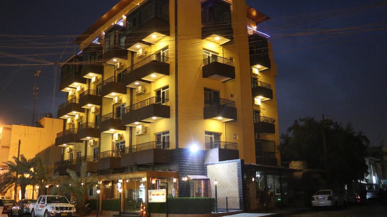 Castle Hotel Basra Extérieur photo