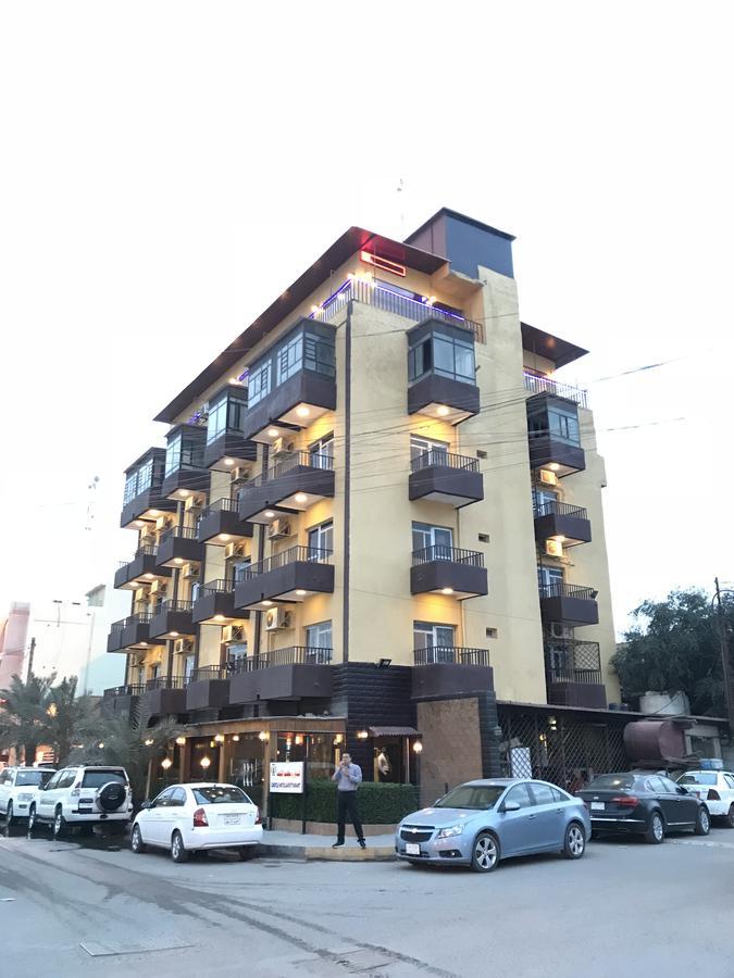 Castle Hotel Basra Extérieur photo